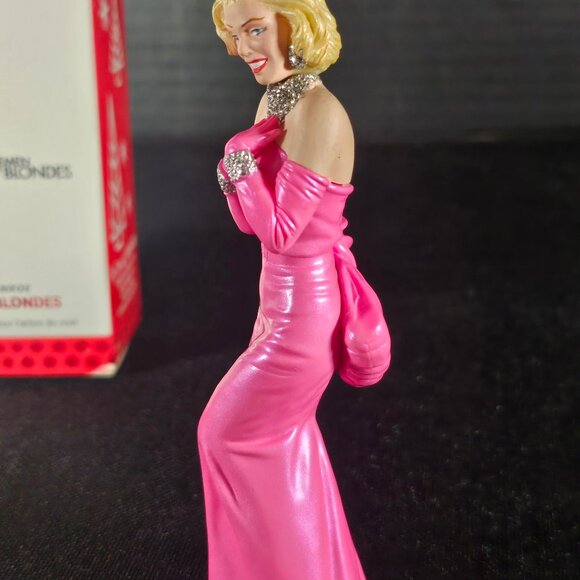 Hallmark Keepsakes Marilyn Monroe Gentlemen Prefer Blondes Ornament. 2013 - Picture 6 of 10